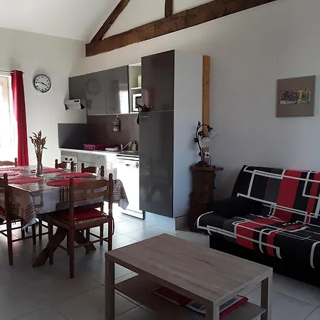 Holiday home Aux Delices De Saleix *