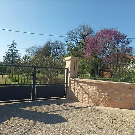 Aux Delices De Saleix Holiday home Sorges