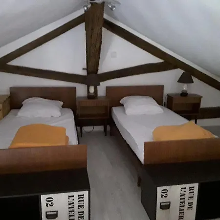 Aux Delices De Saleix Holiday home *