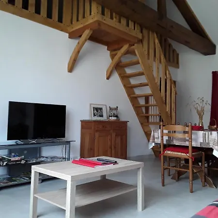 Semesterbostad Aux Delices De Saleix Sorges