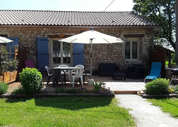 Aux Delices De Saleix Hébergement de vacances