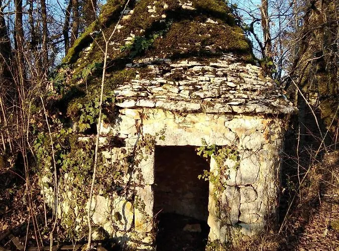 펜션 Aux Delices De Saleix *